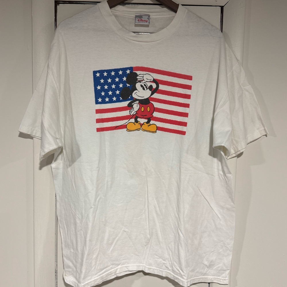 VTG Disney Mickey Mouse Tee Disney Store Sz XL American Flag